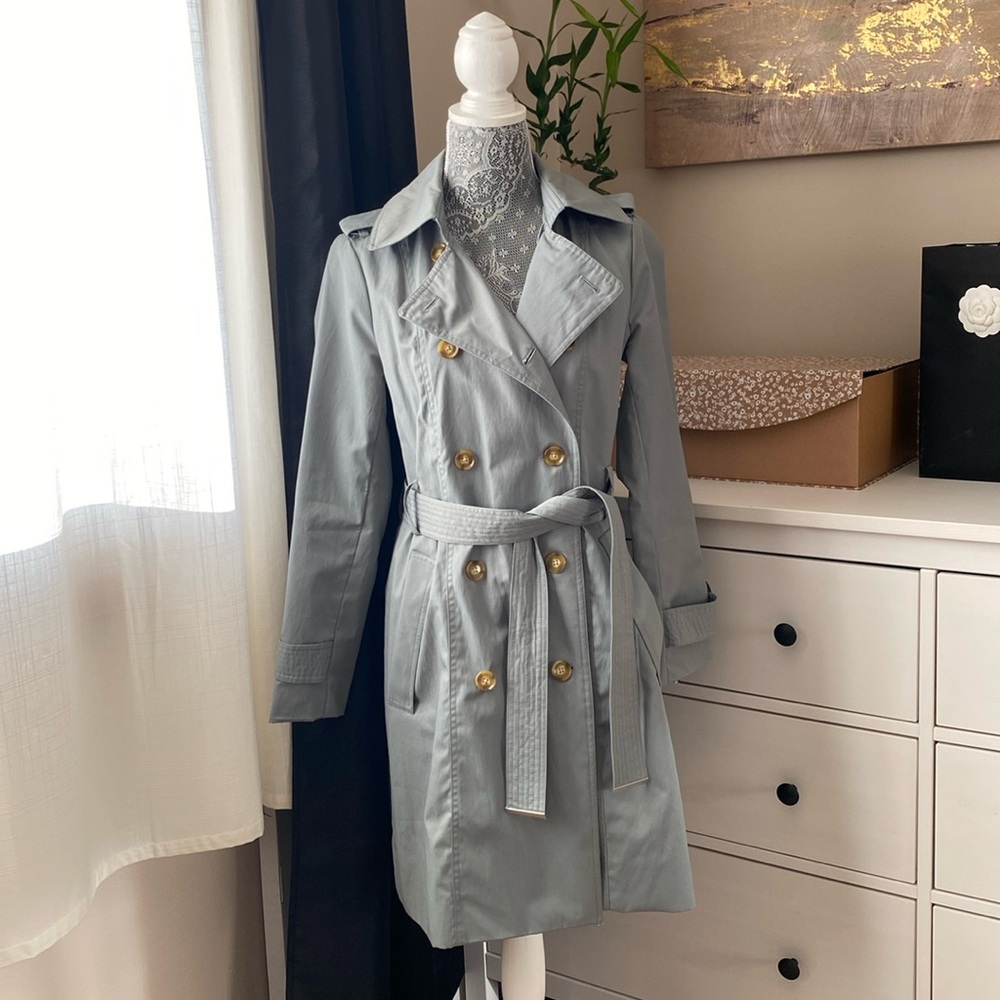 Trench coat